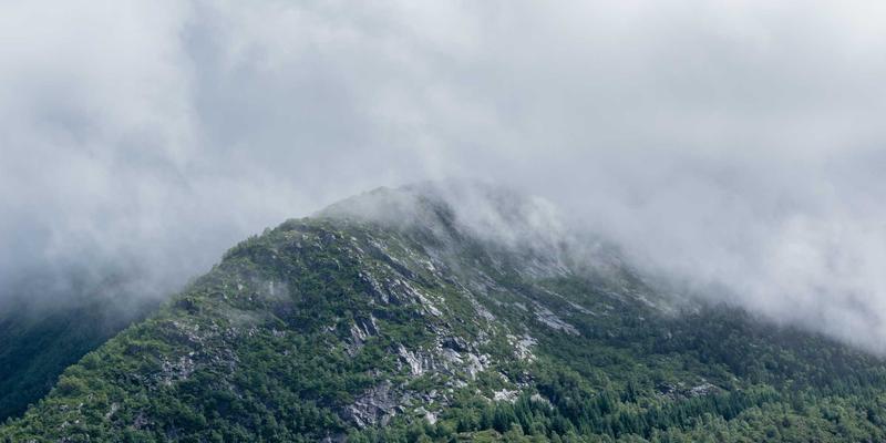 南通江浦36：海洋结构、船舶设备与维修服务的区域枢纽解析