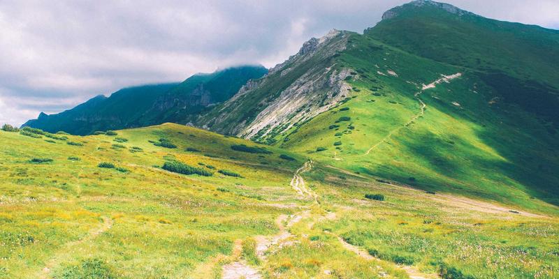 南通江浦LNG动力船舶改装与供气系统：引领长江航运绿色转型的技术服务枢纽